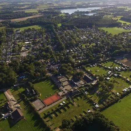 Veluwelodge Xl Met Grillhuis * Voorthuizen