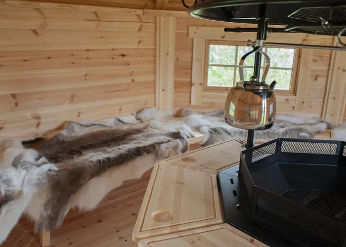 Veluwelodge Xl Met Grillhuis Chalet Voorthuizen