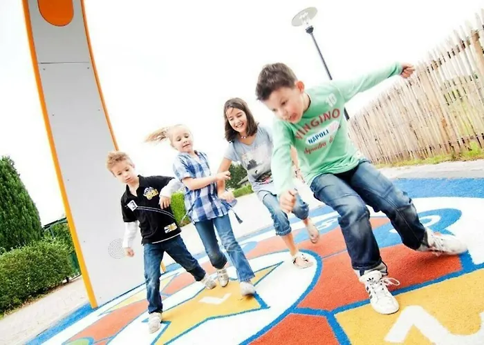 Veluwelodge Xl Met Grillhuis Chalet Voorthuizen