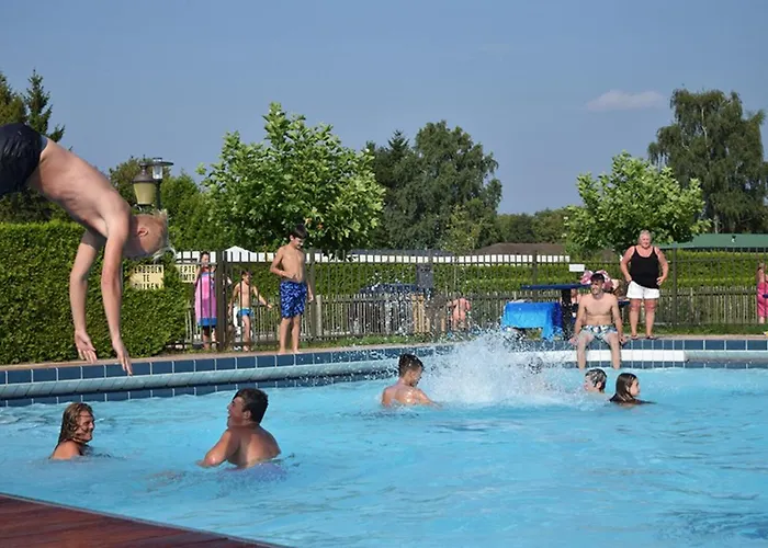 Veluwelodge Xl Met Grillhuis Chalet Voorthuizen